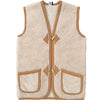 Foto op witte achtergrond van de wollen beige bodywarmer van mom Alwero